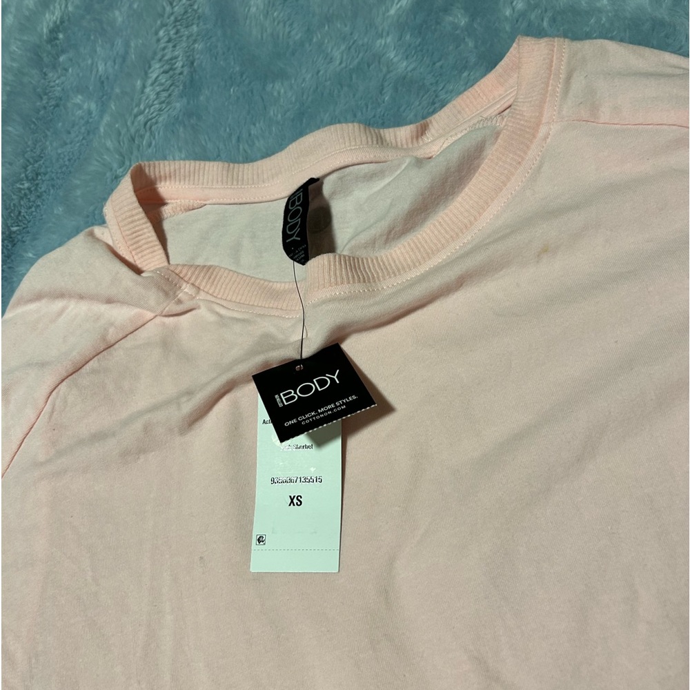 Pink Flowy top - Picture 3 of 4